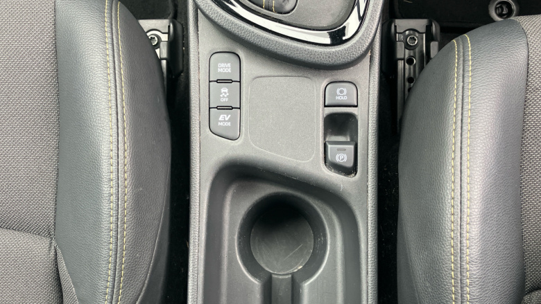 Toyota Yaris Cross 1.5 Hybrid Dynamic 5dr CVT Hybrid Estate